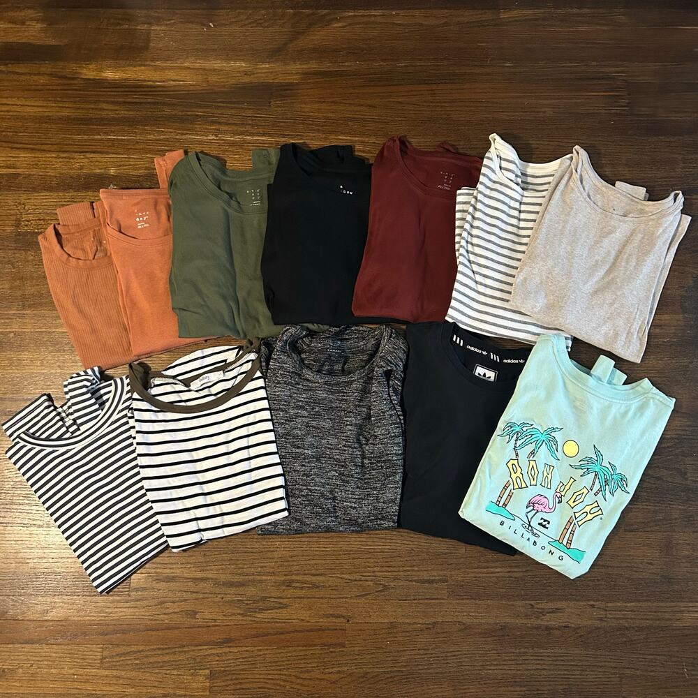 LOT of Women's Clothing Adidas, A New Day, etc. Sizes S/M 12 tops